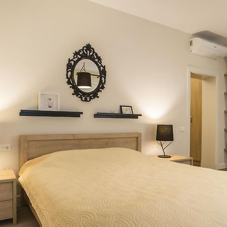 New Apartment In The Heart Of Riga 2 外观 照片